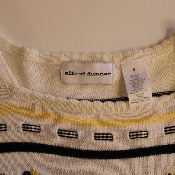 Vintage Alfred Dunner Gingham and Daisy Short Sleeve Scalloped Sweater sz S - Picture 4 of 6